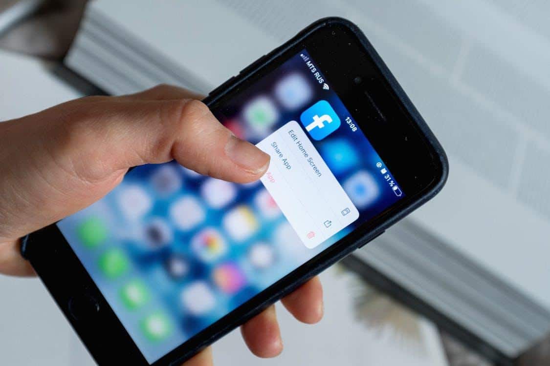 Comment Appelle T-on L'image D'une Personne Renvoyee Par Le Web