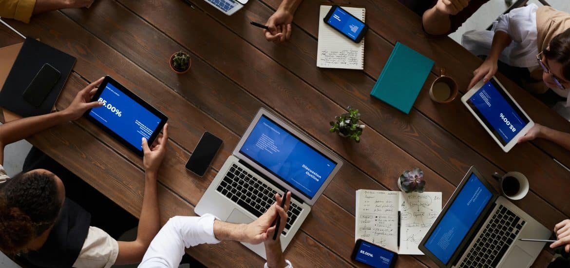 l'intersection de la technologie et de la prise de décision dans les entreprises