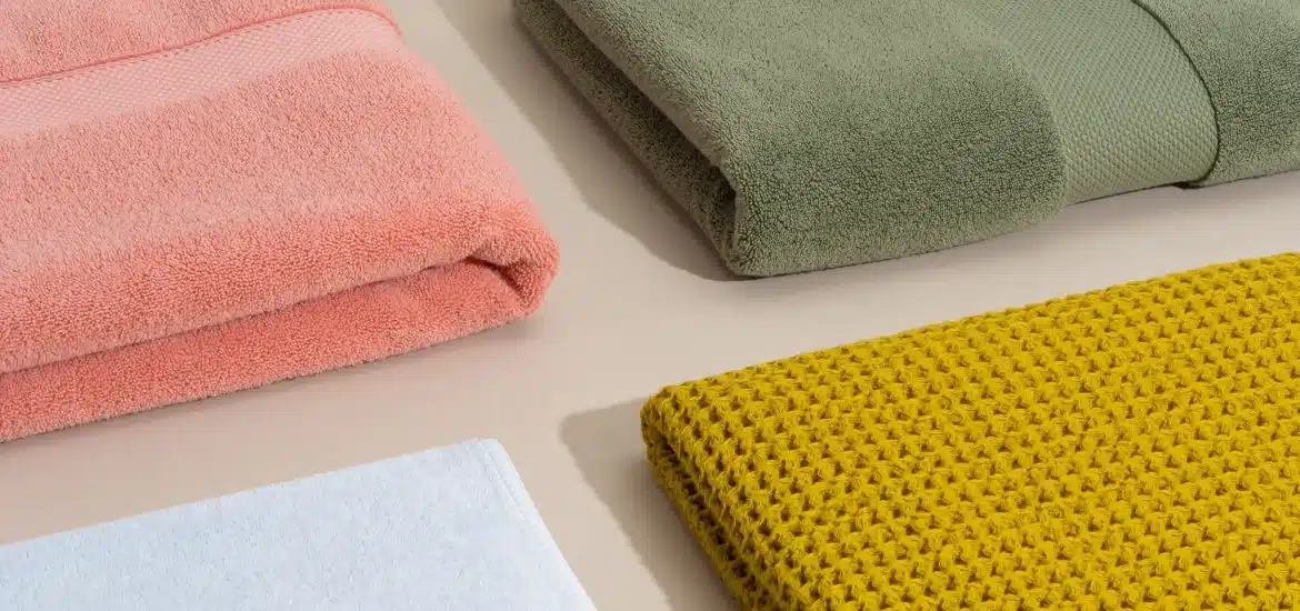 quelle matière choisir pour une serviette de bain personnalisée