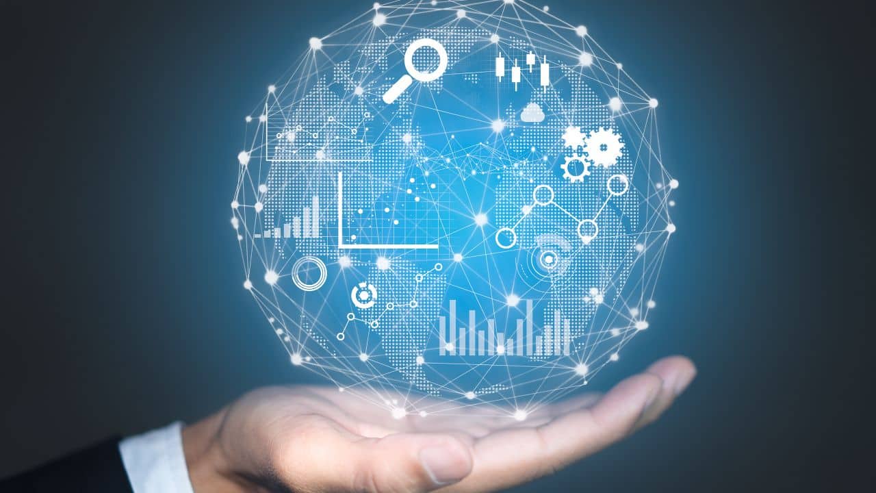 Au cœur d’un bootcamp qui prépare aux métiers de la data et l’IA