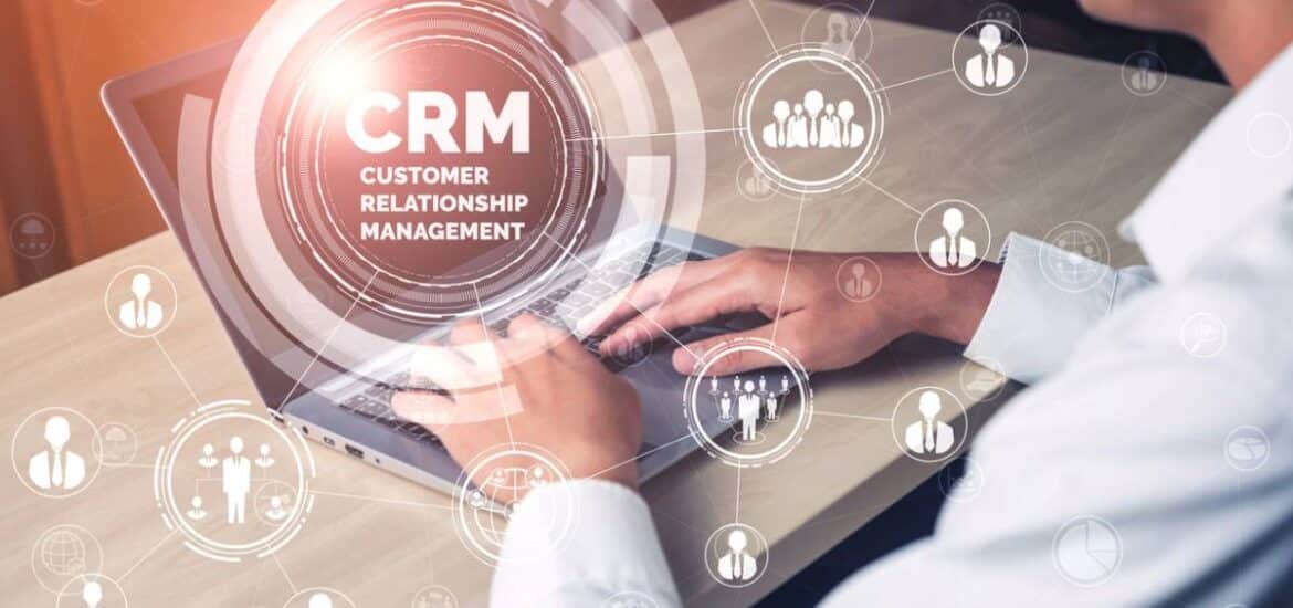 logiciels crm critères essentiels pour trouver votre solution idéale