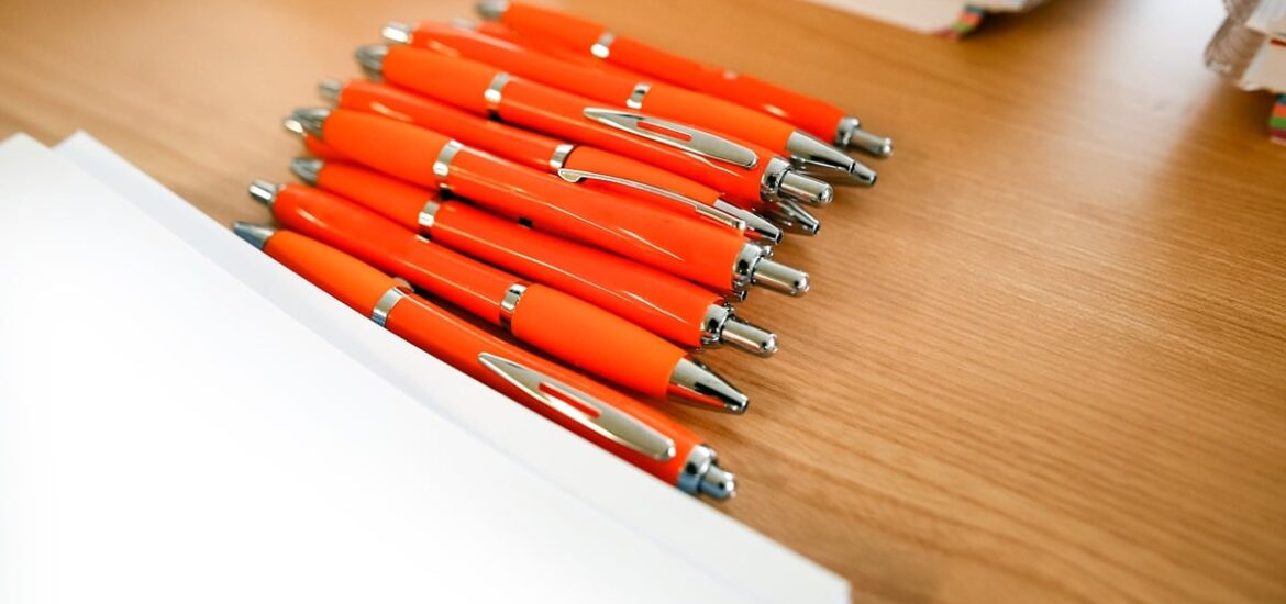 pens,and,marketing,advertising,for,business,and,company,promotion,,unfocused
